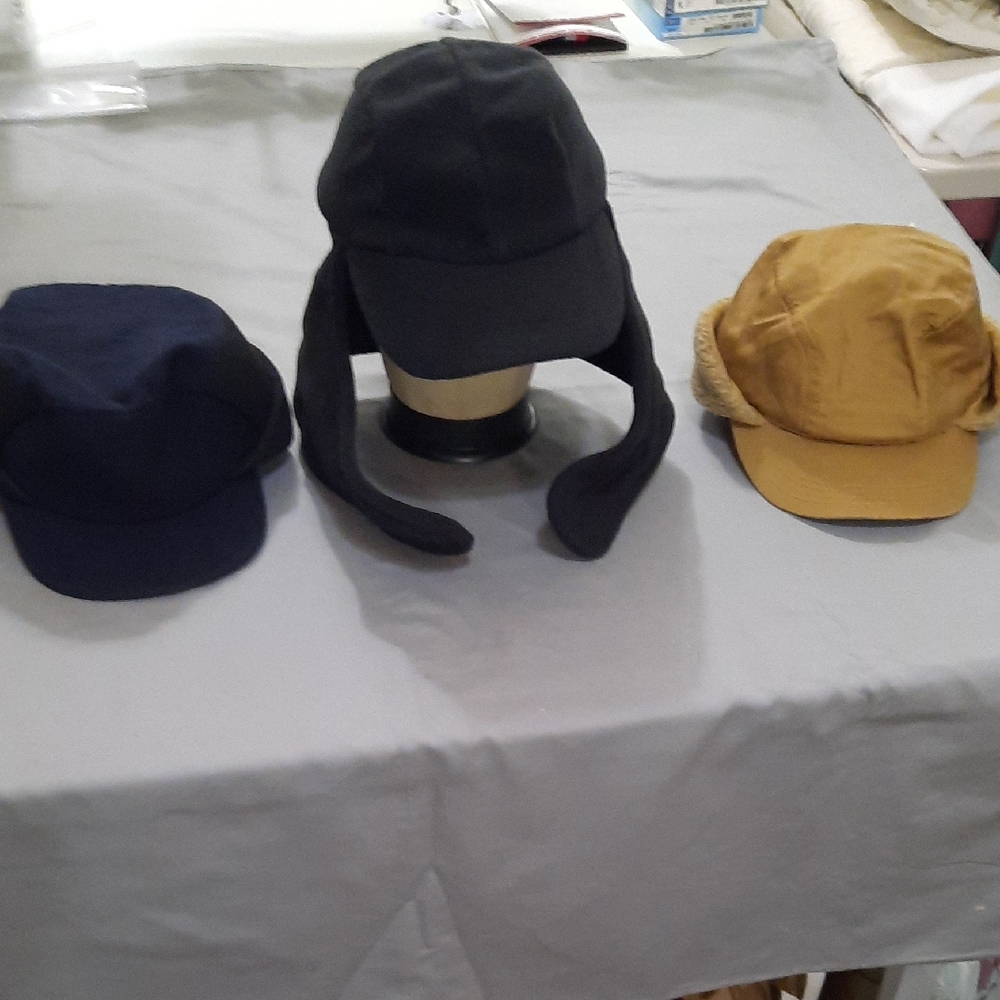 3 Men's Black and Tan Winter Caps Set